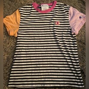 Women’s Champion tshirt size xs